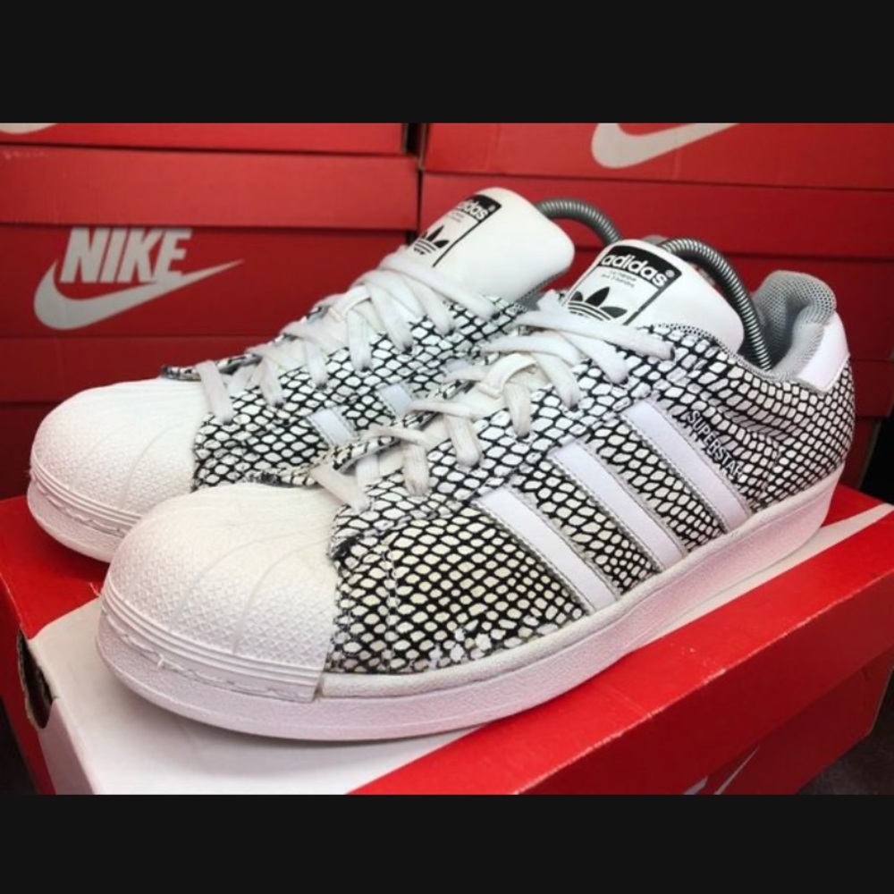 Adidas superstar